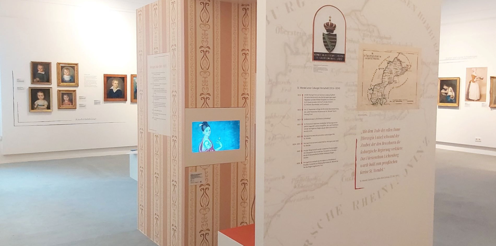 790c Blick in die Ausstellung im Museum St. Wendel